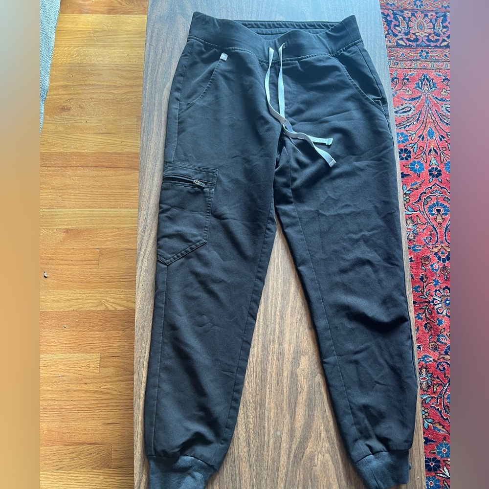 FIGS Zamora Jogger Scrub Pants - Women’s Size XS Petite, Black1
